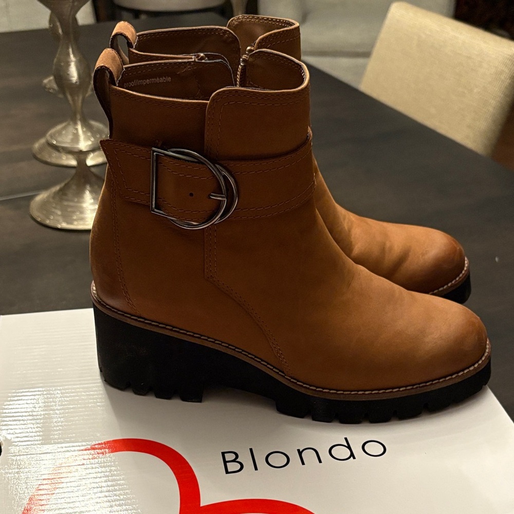 Blondo Waterproof Women's Brown Ankle Booties-Worn 4x